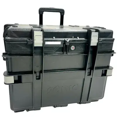 Leerer modularer Werkzeugkoffer